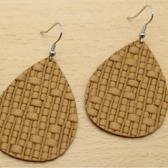 5/$25 Genuine Leather Camel Brown Weave Teardrop Earrings - Picture 3 of 3